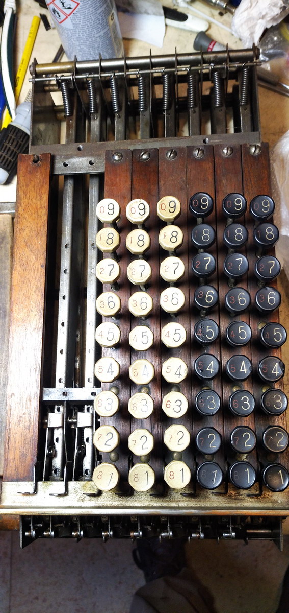 wood comptometer picture 1
