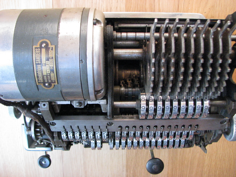 Sanders Calculator picture 1